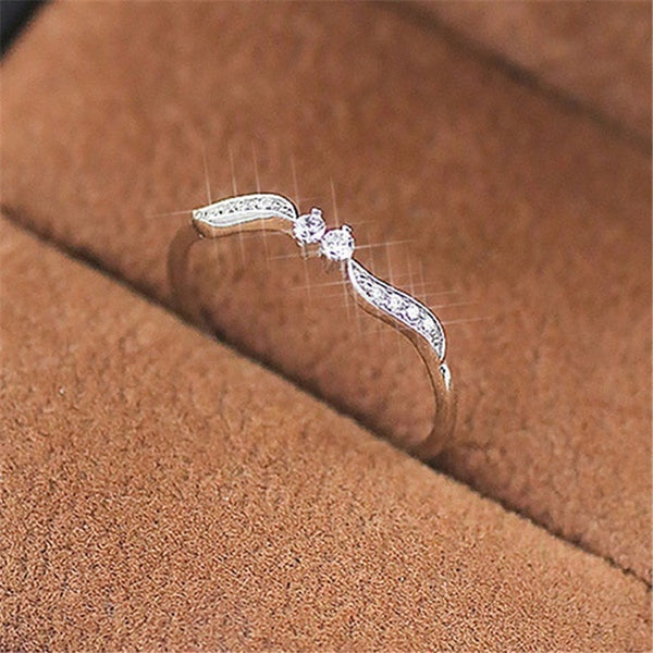 New Trendy Crystal  Engagement Claws Design Hot Sale Rings For Women AAA White Zircon Cubic elegant rings Female Wedding Jewelry