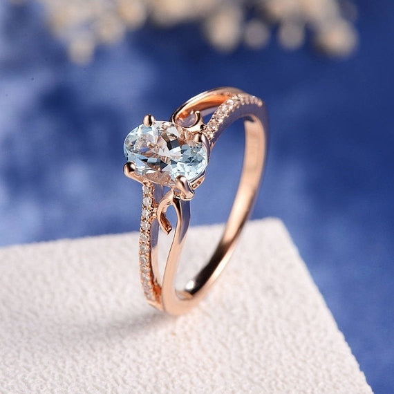 New Trendy Crystal  Engagement Claws Design Hot Sale Rings For Women AAA White Zircon Cubic elegant rings Female Wedding Jewelry