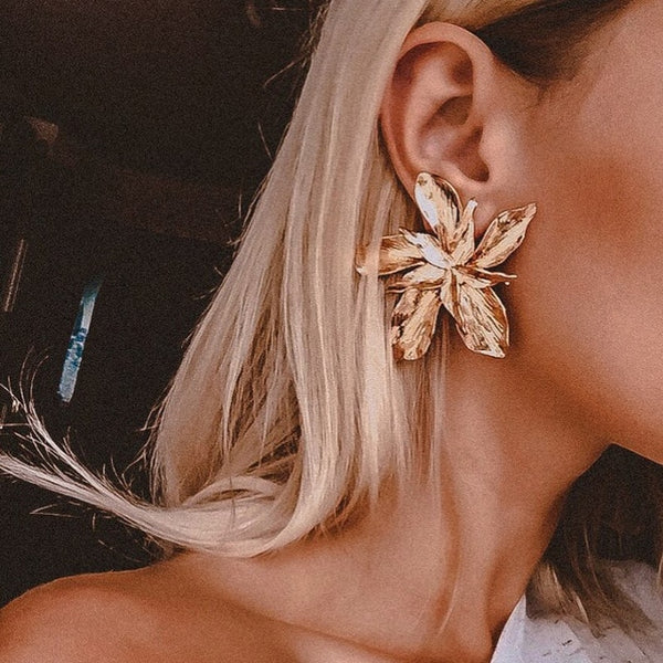 IPARAM 2025 New Big Circle Round Hoop Earrings for Women's Fashion Statement Golden Punk Charm Earrings Party Jewelry