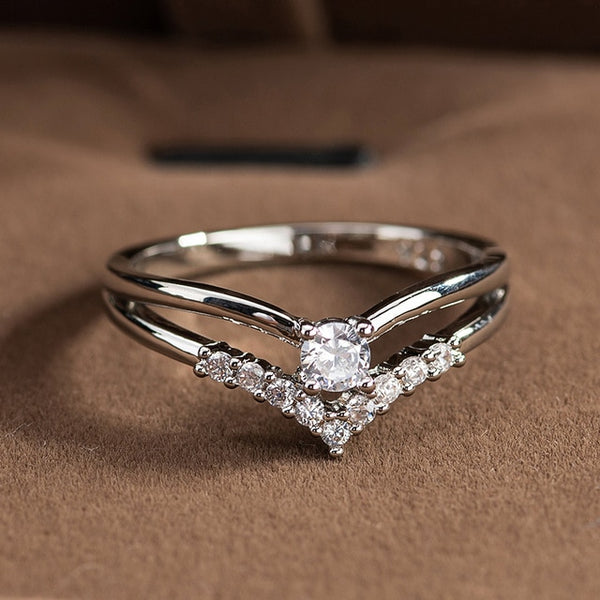 New Trendy Crystal  Engagement Claws Design Hot Sale Rings For Women AAA White Zircon Cubic elegant rings Female Wedding Jewelry